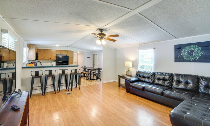 Huntsville Casa | Beautiful Getaway - Ride to Cumberland Trails!