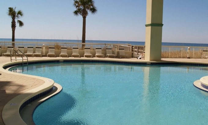 Miramar Beach Condominio | Hermoso condominio frente al golfo; WIFI gratuito y servicio de playa; Grandes descuentos!