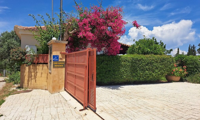 Pylos-Nestoras Casa | Bonita casa de campo en el campo con terraza | Messinia, Peloponeso
