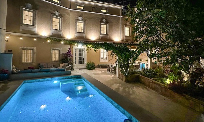 Novi Vinodolski Casa | Hermosa casa en Novi Vinodolski