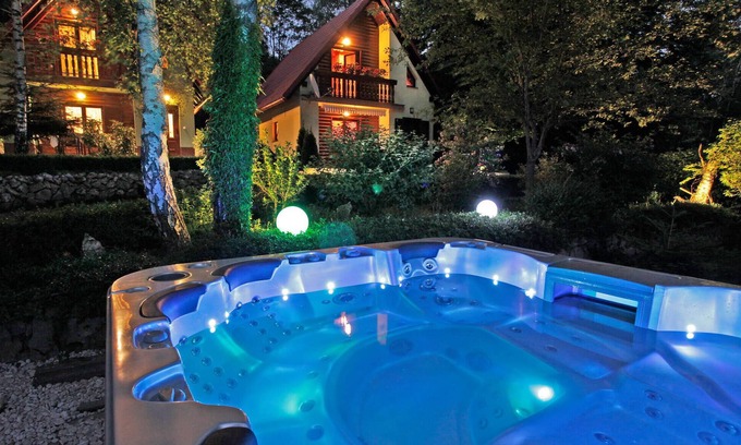 Breze Casa | Increíble casa en Breze con jacuzzi