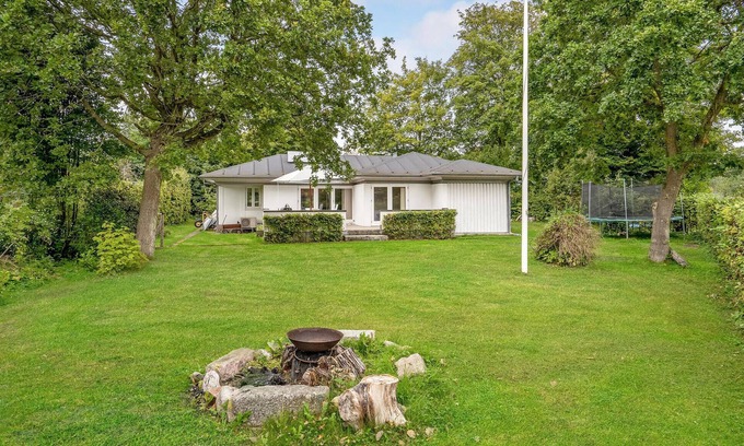 Lyngsbæk Strand Casa | Hermosa casa en Ebeltoft con cocina.