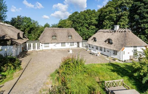 Juelsminde Casa | Beautiful Home In Juelsminde With Sauna