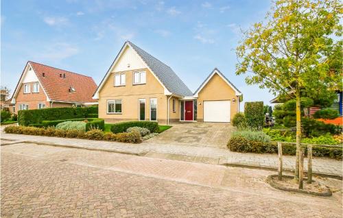Julianadorp Casa | Beautiful Home In Julianadorp With Wifi