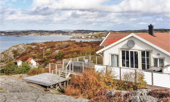 Kyrkesund Casa | Beautiful Home In Kyrkesund With Sauna