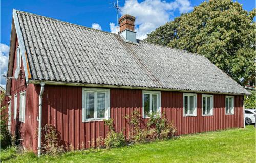 Laholm Casa | Beautiful Home In Laholm With Kitchen