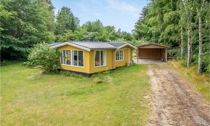 Melby Casa | Beautiful Home In Melby With Kitchen