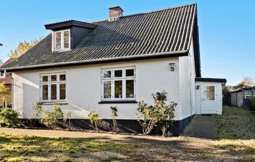 Sklskr Casa | Beautiful Home In Omø With Wifi