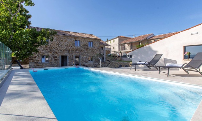 Koper Casa | Hermosa casa en Skofije