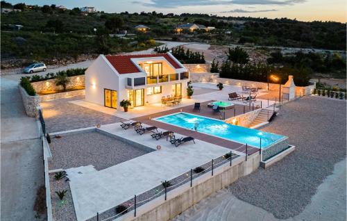 Supetar Casa | Beautiful Home In Splitska- Supetar