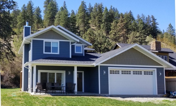 Central Okanagan Casa | Hermosa casa en el Okanagan, caminar hasta el lago Okanagan, parques provinciales.