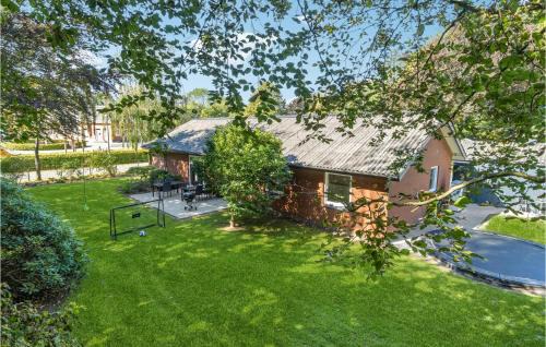 Varde Municipality Casa | Beautiful Home In Varde With Kitchen