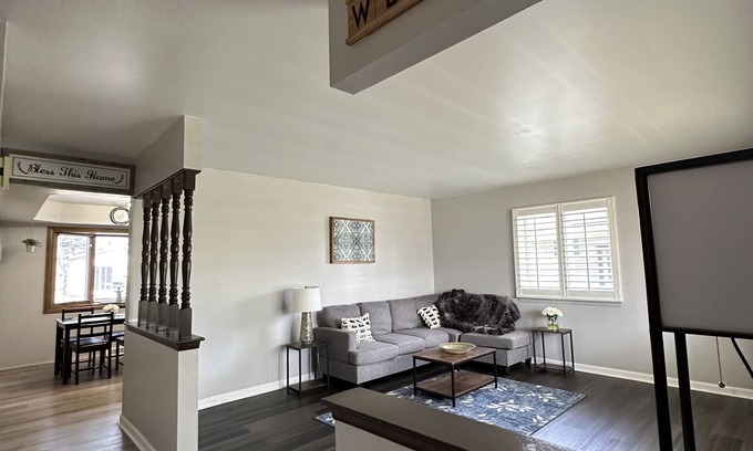 Sterling Heights Casa | Beautiful home in metro Detroit area with Gameroom 4BD