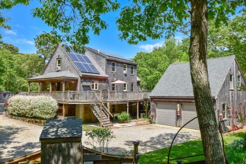 South Chatham Casa | Beautiful Home w Artistic Flair