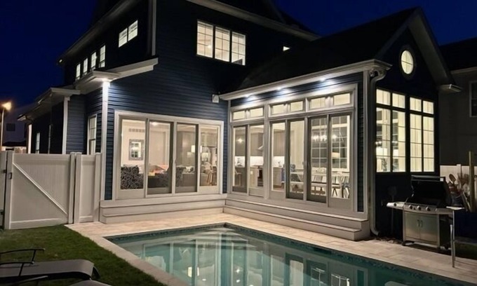 Country Club Estates Casa | Beautiful home with private pool!