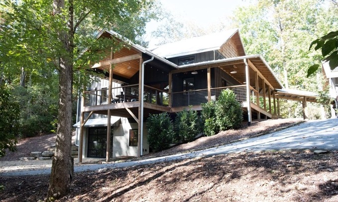 Pisgah Forest Casa | Beautiful Home with Guest House in Pisgah Forest