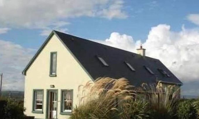 Lahinch Casa | Hermosa casa con increíbles vistas al mar y puestas de sol. Golf de clase mundial y playas.