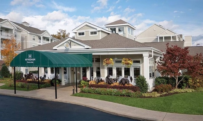 Pennington Bend Condominio | Beautiful Hotel in Nashville 2BD Hometown Country Music