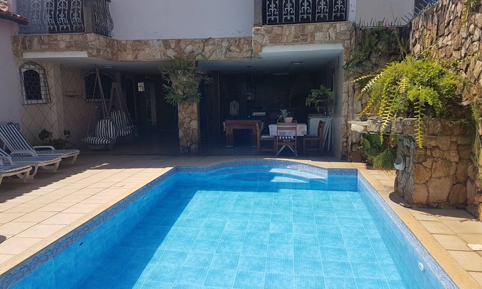 Balneario Remanso Casa | Hermosa casa a 300 metros de la playa del centro, con piscina
