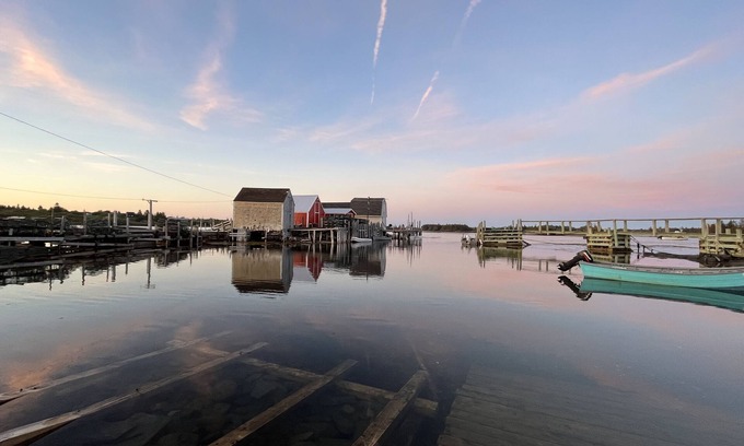 Lunenburg County Casa | Beautiful house, exceptional location