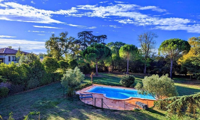 Balma Casa | Hermosa casa en un gran parque arbolado con piscina. ¡Paz garantizada!