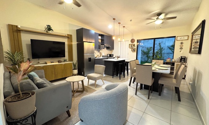 Puerto Barillas Casa | Linda casa en la zona mas exclusiva de San Miguel