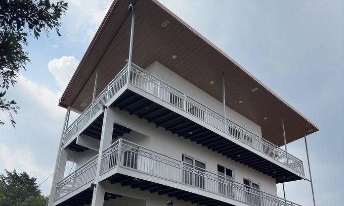 Roble Casa | Casa Bella Costa Rica