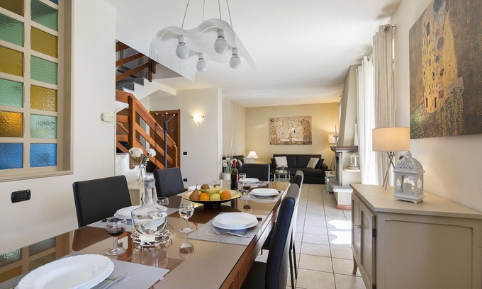 Orta San Giulio Casa | HERMOSA CASA HASTA 8 PAX CON APARCAMIENTO, JARDIN, PATIO, BARBACOA, WIFI