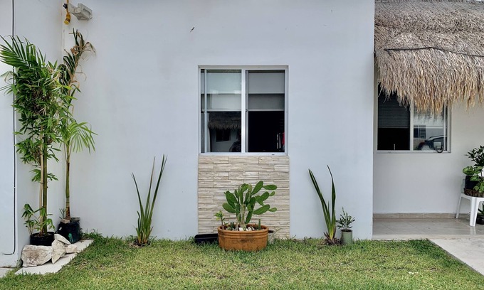 Puerto Morelos Casa | Beautiful house situated between the jungle and the sea- Pool/Bikes