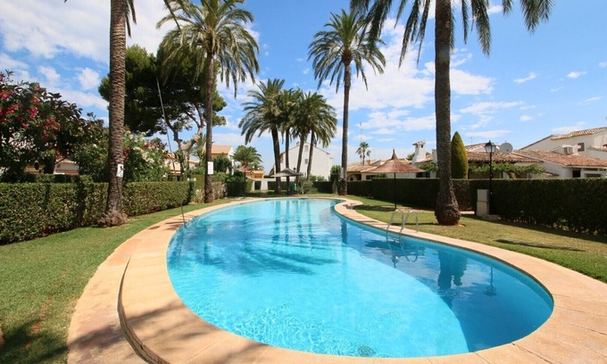 El Palmar Chalet De Esquí | Bonita casa cercana a la playa Puerto Azul Doro
