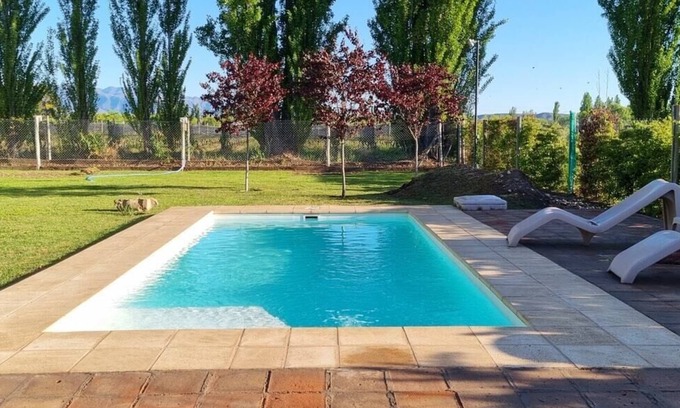 Vistalba Chalet De Esquí | Hermosa Casona con pileta.