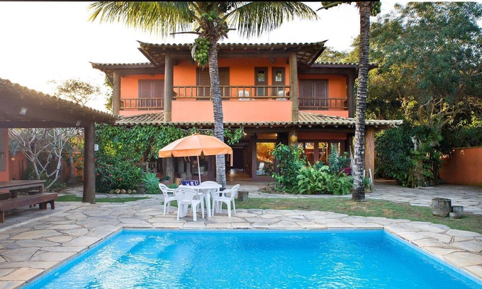Village da Ferradura Villa | Beautiful house with seven suites, on Rua da Praia da Ferradura, with pool, sauna and gourmet space