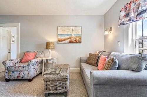 Ogunquit Casa | Beautiful inn ideal location Suite 5 Beach Rose