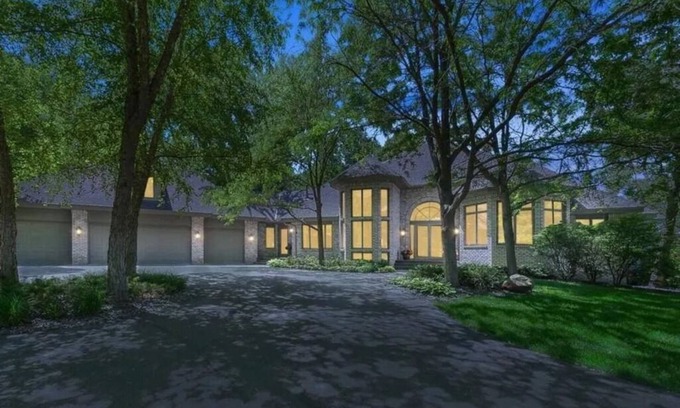 Wyoming Casa | Beautiful Lake home with 6 person sauna