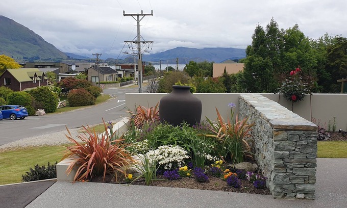Wanaka Apartamento | Beautiful Lake views, 500m walk to the village