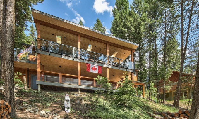 Kamloops Cabaña | Hermosa casa frente al lago en el lago Heffley