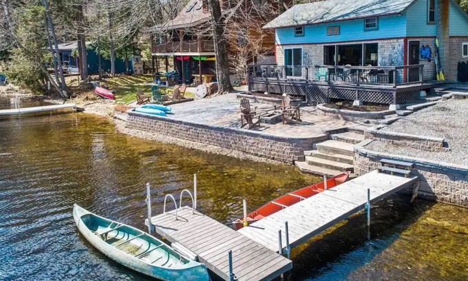 Newbury Casa | Beautiful lakefront Summer Lake House & Ski Cottage near Mt. Sunapee