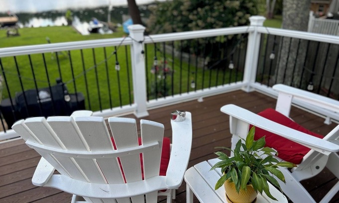 Coventry Casa | Beautiful Lakehouse getaway. Something for everyone for all seasons