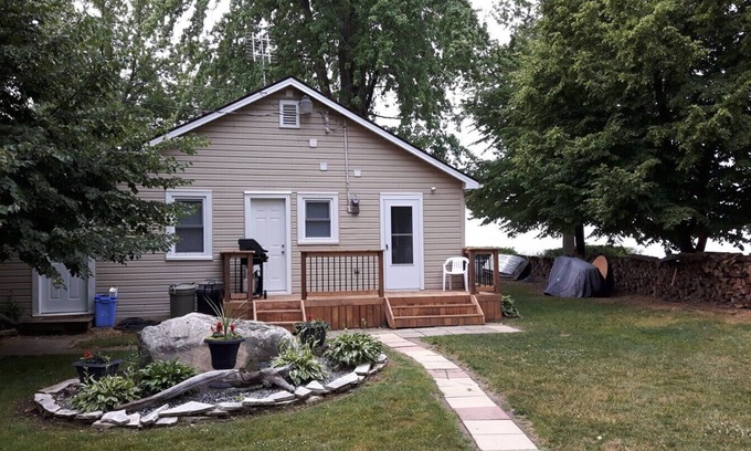 Town of Essex Casa | Hermosa Lakehouse -Lake Erie playa privada - Harrow