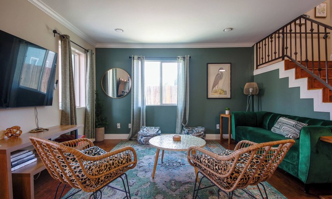 Los Angeles Apartamento | Beautiful large Home. Just a few minutes from DTLA