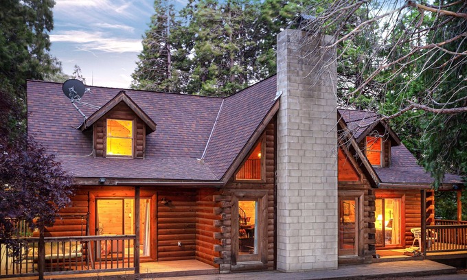 Alta Sierra Cabina | Beautiful log cabin! Hike, Bike, ski, relax!