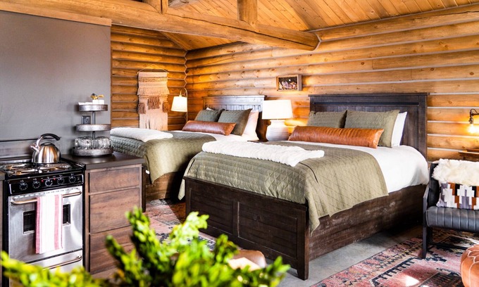 Livingston Cabina | Beautiful Log Cabin in Paradise Valley, Montana