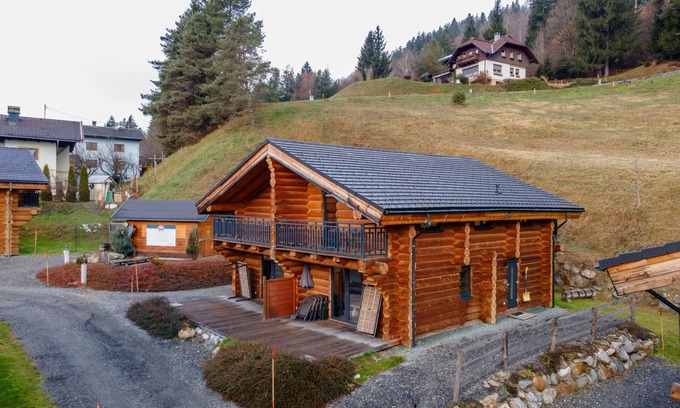 Jenig Chalet De Esquí | Beautiful log house near top ski resort