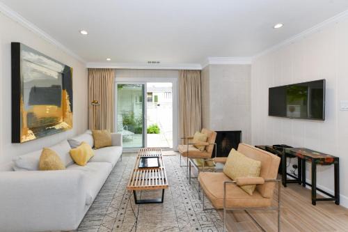 Napa Casa | BEAUTIFUL MANSION ESTATES CONDO AT SILVERADO