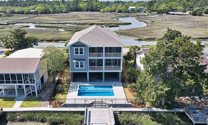 Litchfield by the Sea Casa | Beautiful Marshview home with 7 Bedrooms