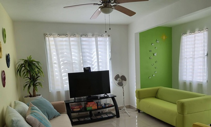 Bayamon Casa | Beautiful metro area house 30 min from beach