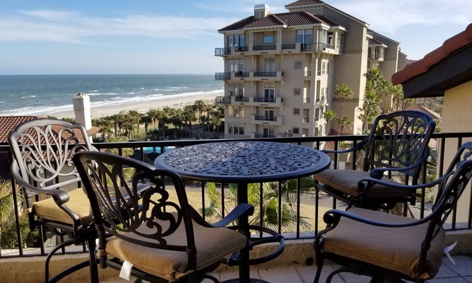Fernandina Beach Condominio | MILLONES DE VISTAS EN DÓLARES AMELIA ISLAND PENT HOUSE 9045831220 WINDSONG FRENTE AL OCÉANO