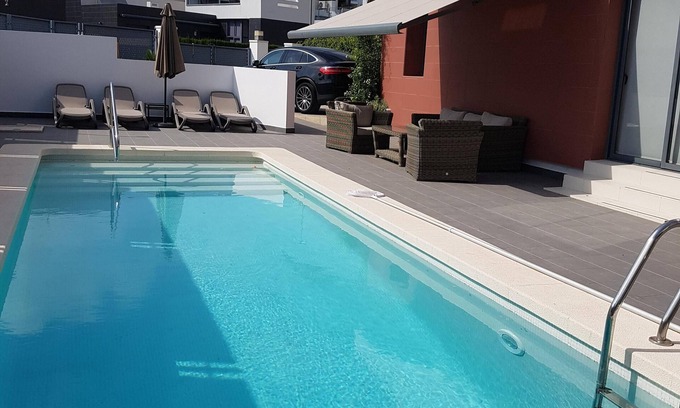Orihuela Costa Villa | HERMOSA VILLA MODERNA PISCINA PRIVADA CERCA DE LA PLAYA, GOLF, TIENDAS A PIE