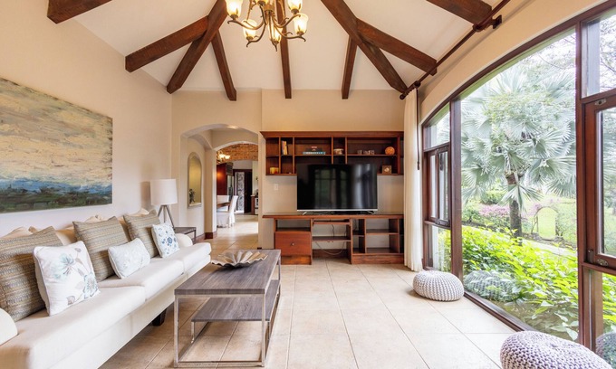 Pan de Azucar Casa | Beautiful mountain retreat, surrounded by nature!