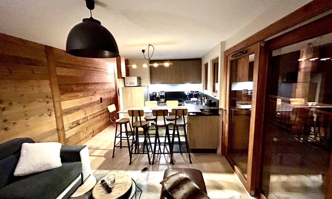 Les Gets Apartamento | Beautiful new apartment 400m ski slopes, mountain bike 700m center of Les Gets, 18-hole golf course
